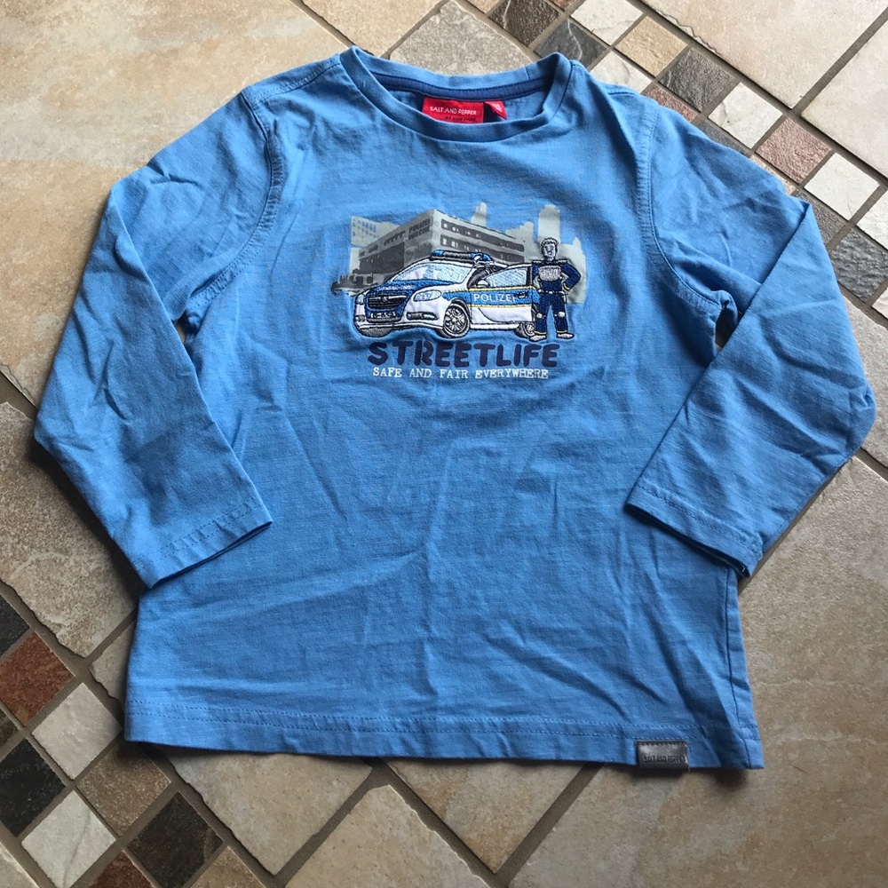 Salt and Pepper police toddler T-shirt - like new